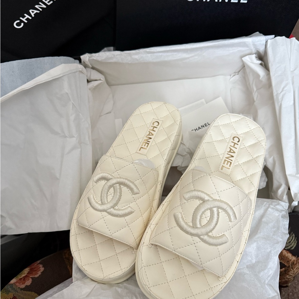 Chanel Cream Sandals with Interlocking CC Logo